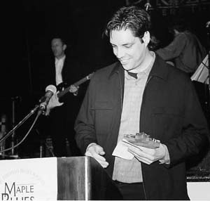 Accepting the Drummer Of The Year Award at the 2001 Maple Blues Awards. Photo: Bill King